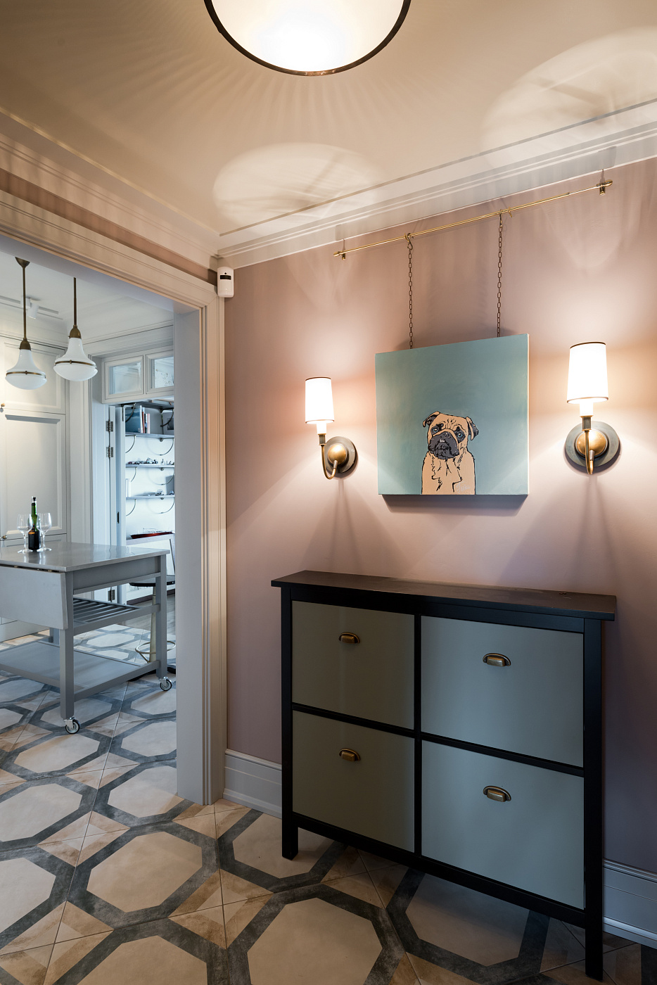 Minimalistic Frunzenskaya