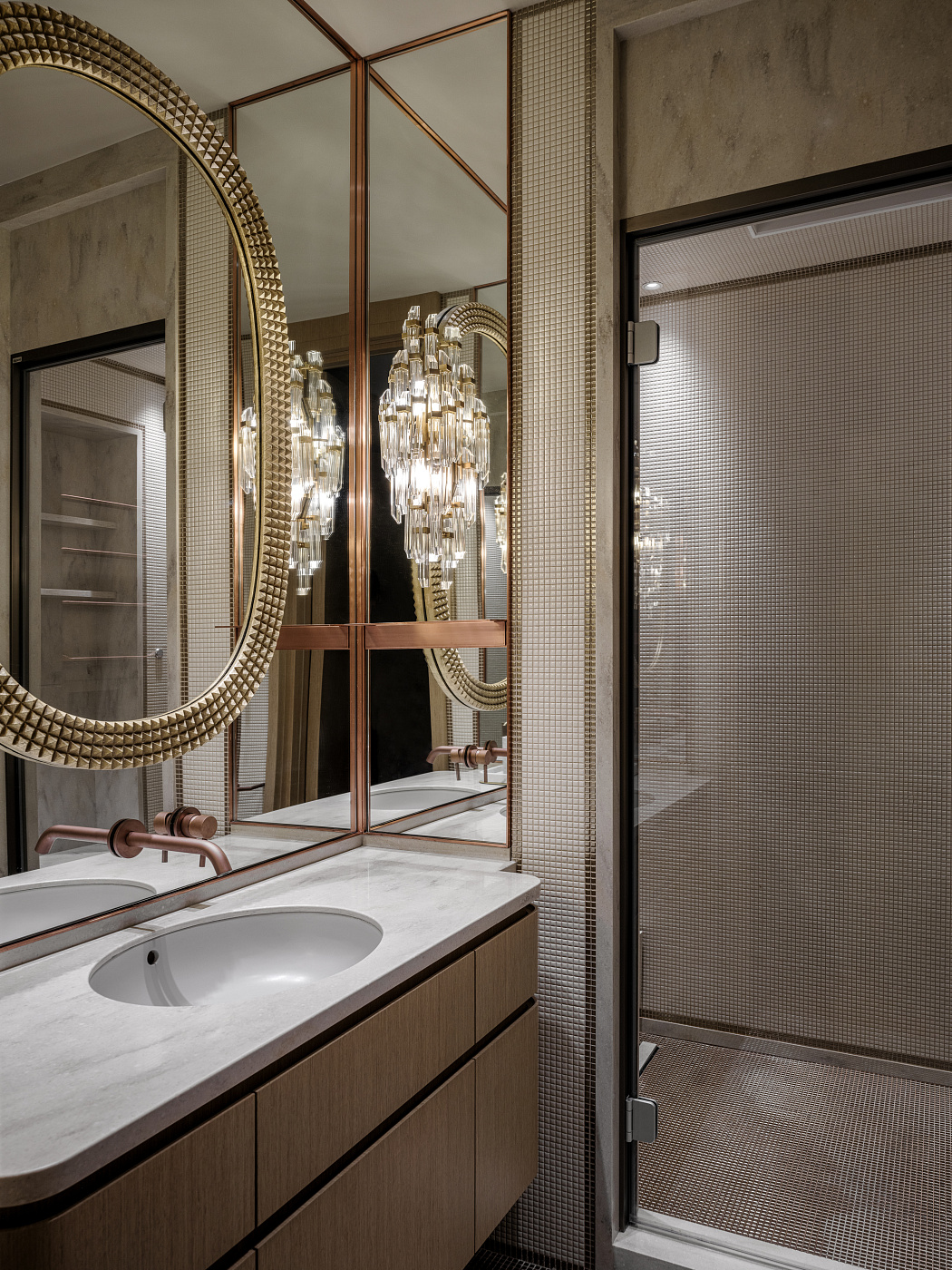 TWO-LEVEL APARTMENT ON BOLSHAYA ANDRONYEVSKAYA STREET