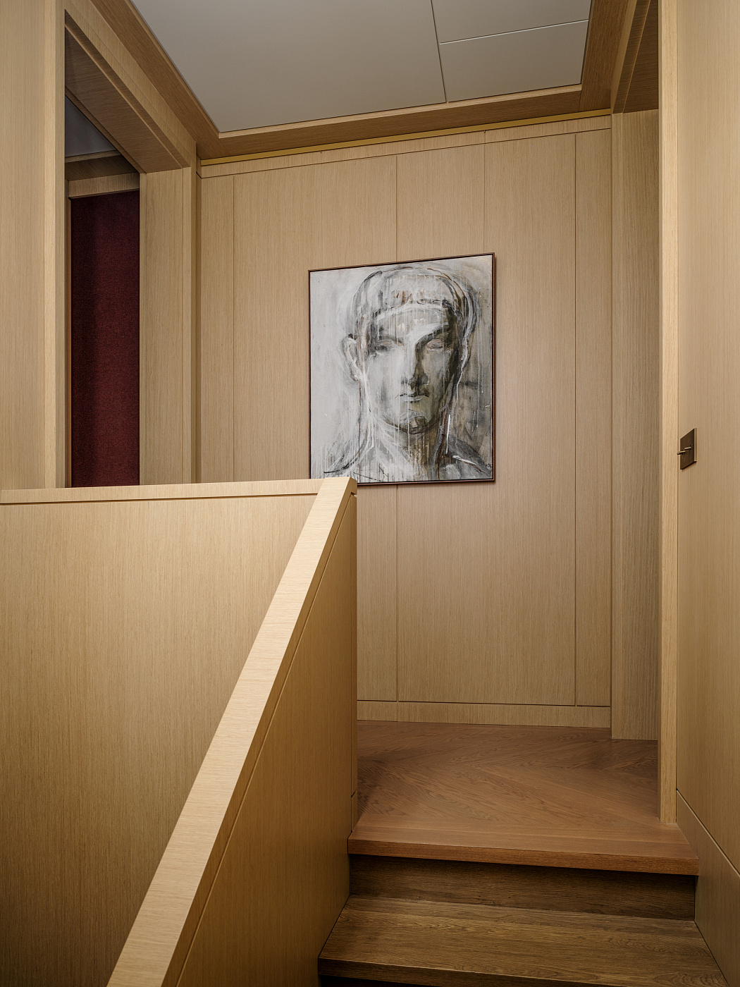 TWO-LEVEL APARTMENT ON BOLSHAYA ANDRONYEVSKAYA STREET