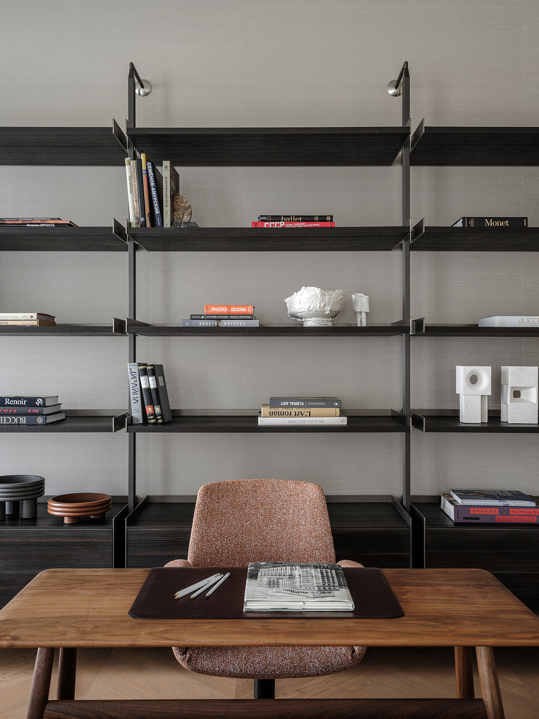 TWO-LEVEL APARTMENT ON BOLSHAYA ANDRONYEVSKAYA STREET