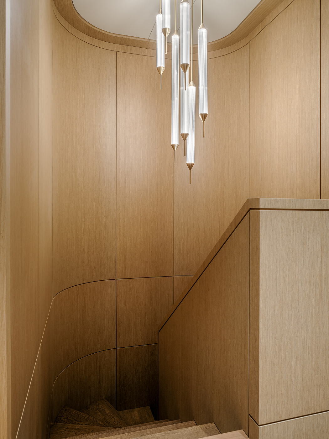 TWO-LEVEL APARTMENT ON BOLSHAYA ANDRONYEVSKAYA STREET