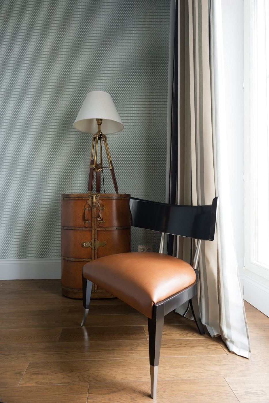 Minimalistic Frunzenskaya