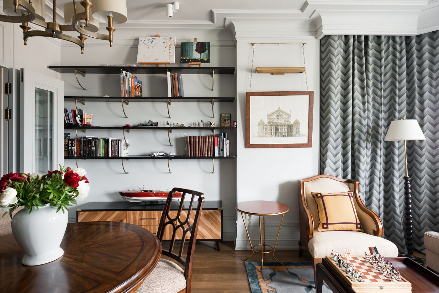 Minimalistic Frunzenskaya